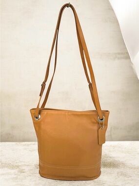 🆕 Coach Vintage Leather Tote Shoulder Bag